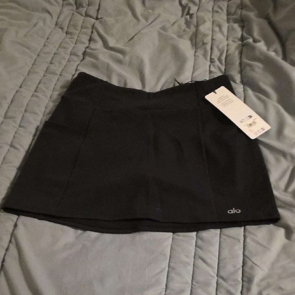 ALO Yoga Black Skater Mini Skirt
